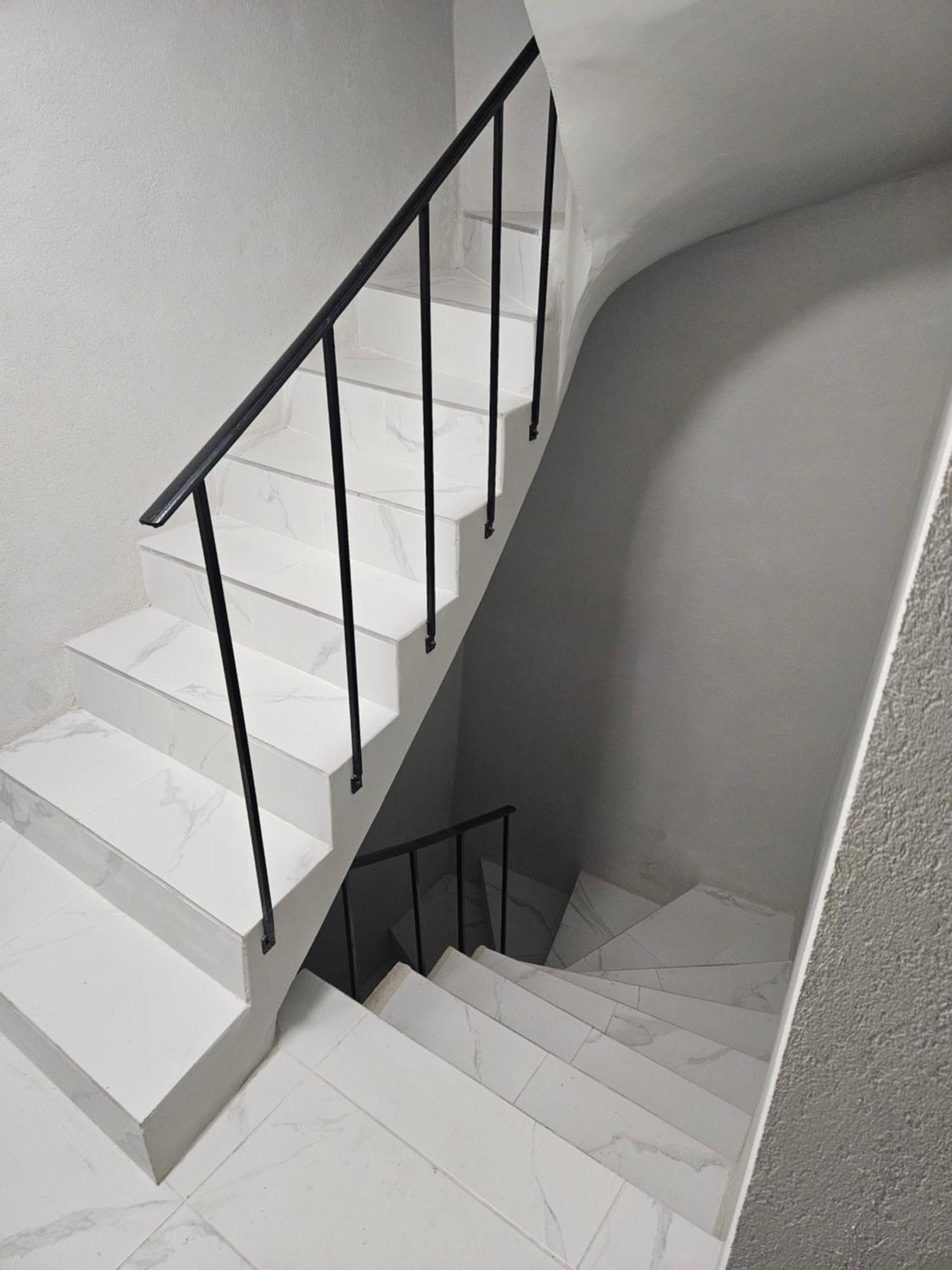T2 Moderne, Calme Et Entierement Renove. Appartement Béziers Buitenkant foto